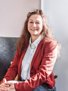 Dipl. Kfm. Birgit Stabel